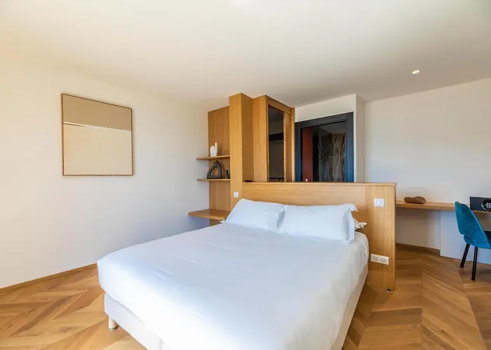 Apartament Cote Sud LʼÎle-Rousse