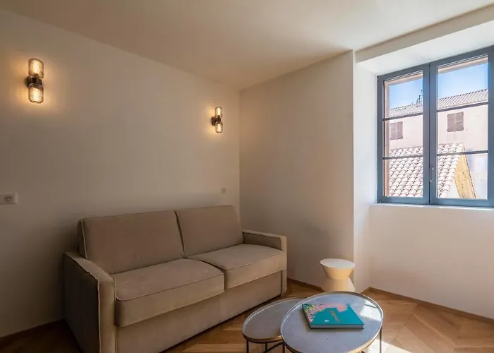Cote Sud Apartment LʼÎle-Rousse