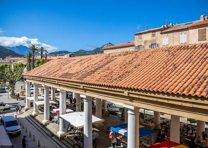 Cote Sud LʼÎle-Rousse